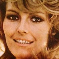 Anita Strindberg Meztelen