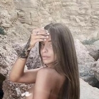 Anitilyyy Meztelen