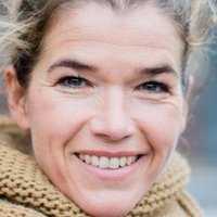 Anke Engelke Meztelen
