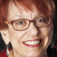 Ann Neville Meztelen
