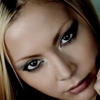 Anna Kazuki Meztelen
