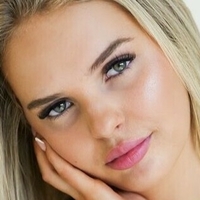 Anna Kewish Meztelen