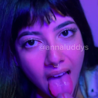 annaluddys_ Meztelen