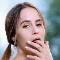 Annamalia Meztelen