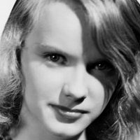 Anne Francis Meztelen