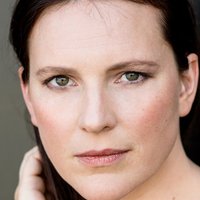Anne Weinknecht Meztelen