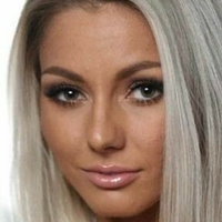 anneliofficial Meztelen