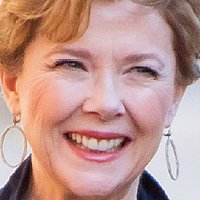 Annette Bening Meztelen