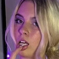 Annie Angel Meztelen