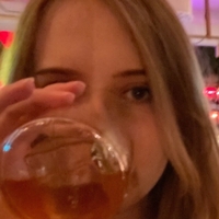 Apollolol Meztelen