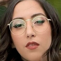 April O'Neil Meztelen