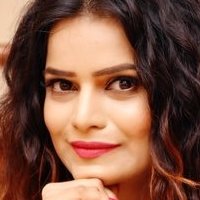 Archana Gautam Meztelen