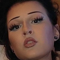 Ari Hartless Meztelen
