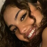 Aria Flores Meztelen