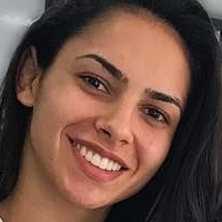Ariane Lipski Meztelen