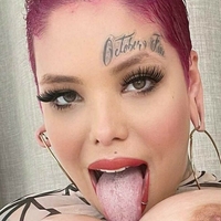 ariapink Meztelen