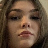 ariataylor Meztelen