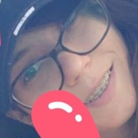 Ariel Harris Meztelen