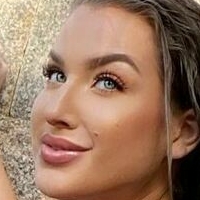 Ariella Eder Meztelen