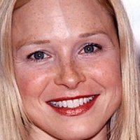 Arija Bareikis Meztelen