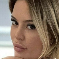 Arzu Yılmaz Meztelen