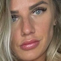 Ash Potts Meztelen