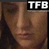 Ashley Bradley Meztelen