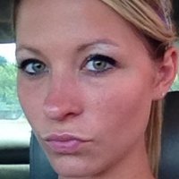 Ashley St. Jon Meztelen
