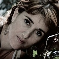 Astrid Combes Meztelen