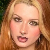 Asuka Kamila Meztelen