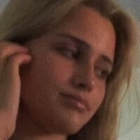 Aubrey Ober Meztelen
