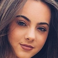 Ava Allan Meztelen