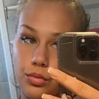 ava.busty10 Meztelen