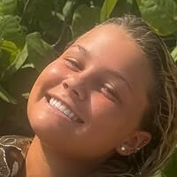 Avery Bracher Meztelen