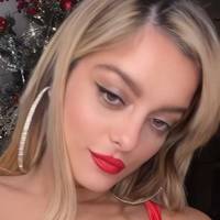 Bebe Rexha Meztelen