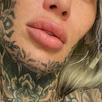Becky Holt Meztelen