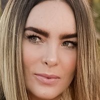 Belinda Meztelen