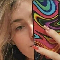 bella2k Meztelen