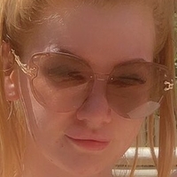Belle Grace Meztelen