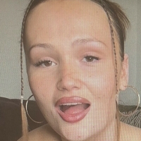 Bellissima Beatrice Meztelen