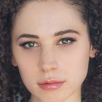 Bess Rous Meztelen