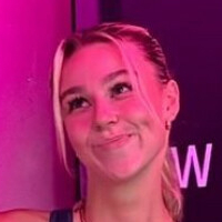 Bianca Natalie Meztelen
