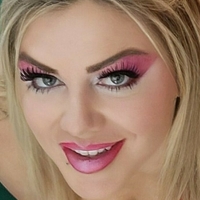 Bikinibee Kitana Meztelen