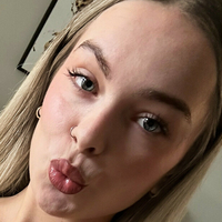 Blondebaddee Meztelen