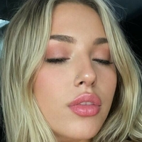 Bonnie Hart Meztelen