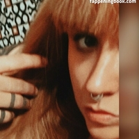 Boozetard Leah Meztelen