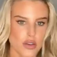 Brennah Black Meztelen