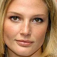 Bridget Hall Meztelen