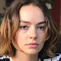 Brigette Lundy-Paine Meztelen