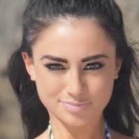 Brina Chantal Meztelen